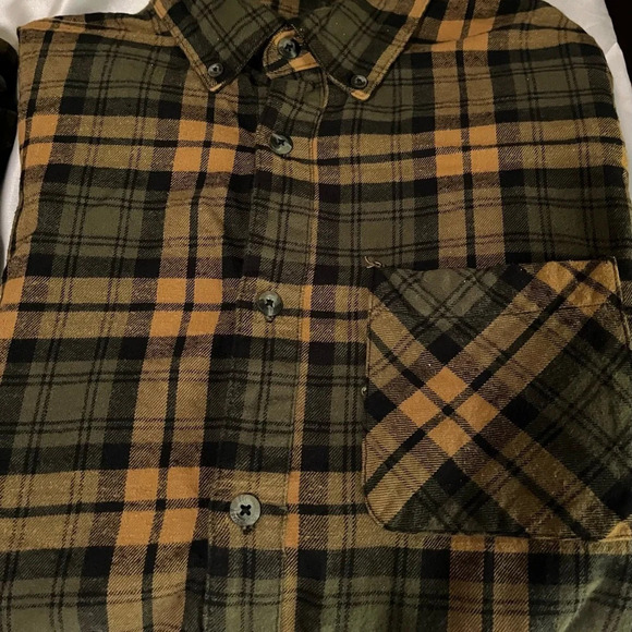 MAGELLAN~BUNDLE~2 MEN’S FLANNEL SHIRTS~ M - Picture 12 of 12